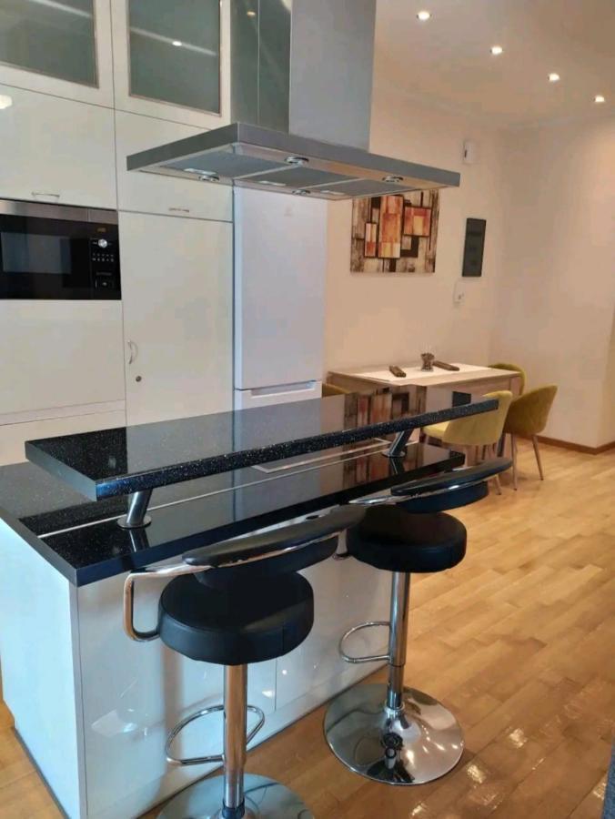 Stylish -Modern Apartment Heart Of Marousi Athene Buitenkant foto