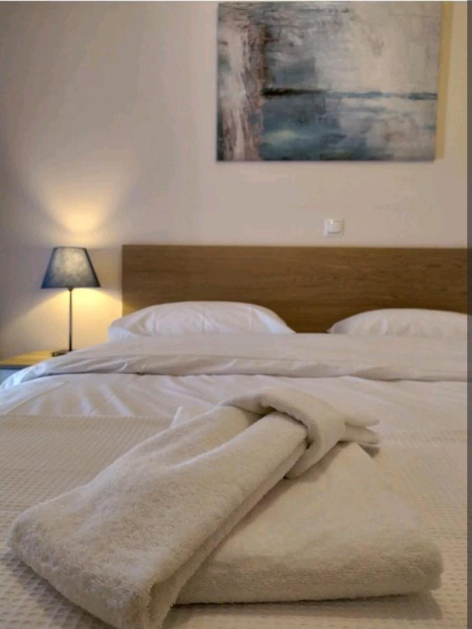 Stylish -Modern Apartment Heart Of Marousi Athene Buitenkant foto
