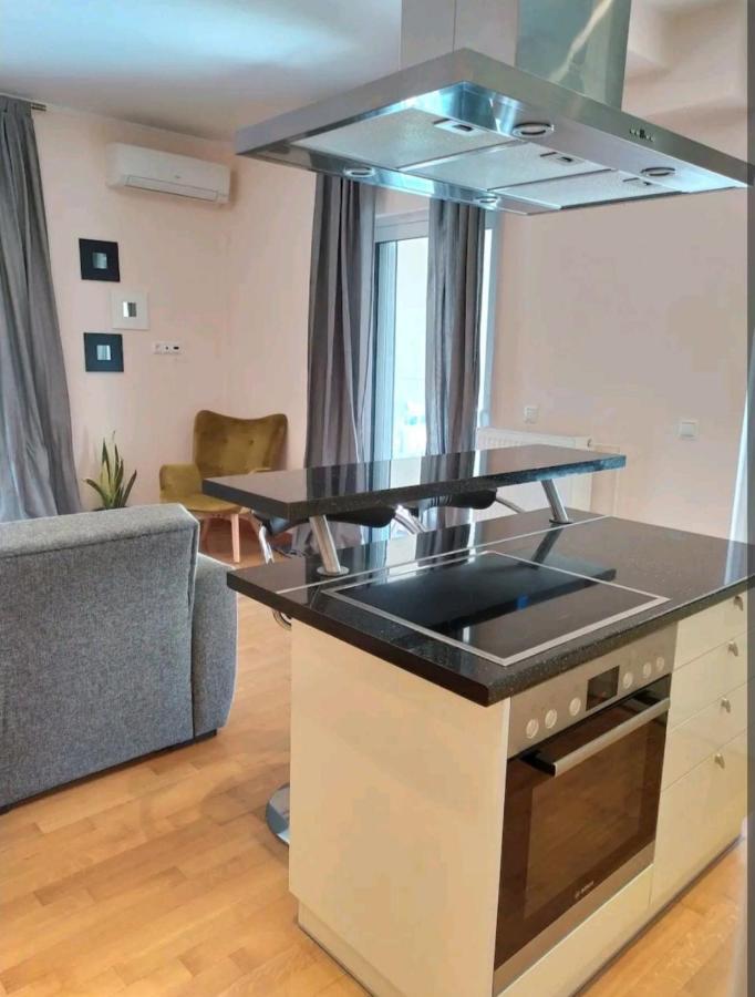 Stylish -Modern Apartment Heart Of Marousi Athene Buitenkant foto